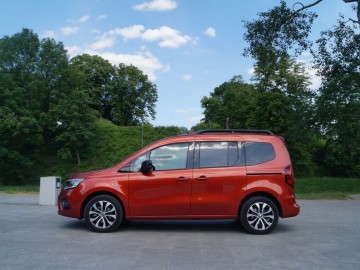 Renault Kangoo 1.5 Blue dCi 115 EDC Techno &ndash; Mocny argument